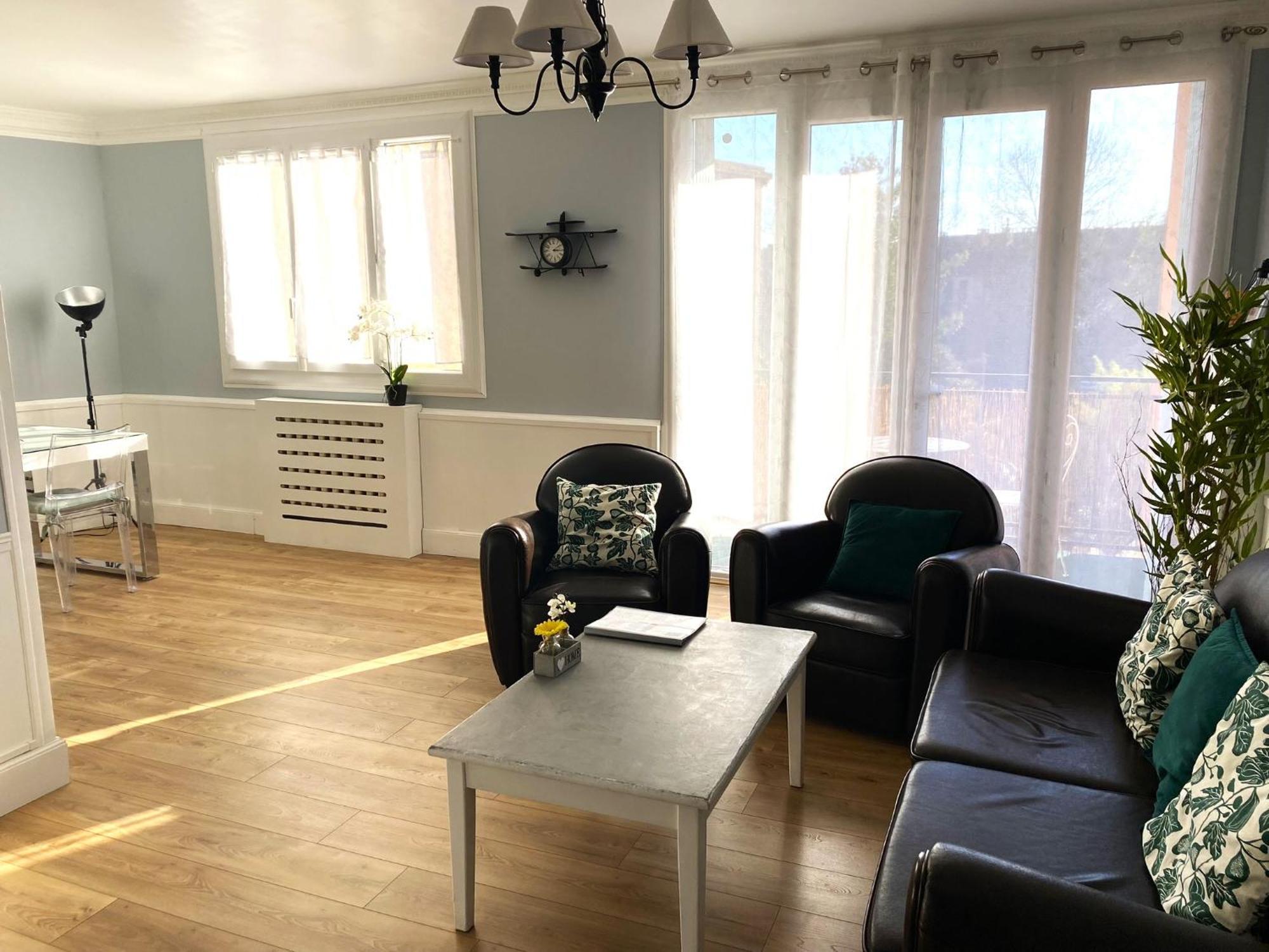 Apartamento Echappee Belle A Montauban - Garage Exterior foto